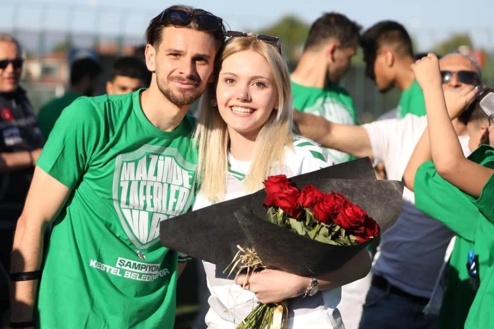 Bursa’daki şampiyonluk maçında sürpriz teklif Bursa’daki şampiyonluk maçında sürpriz teklif