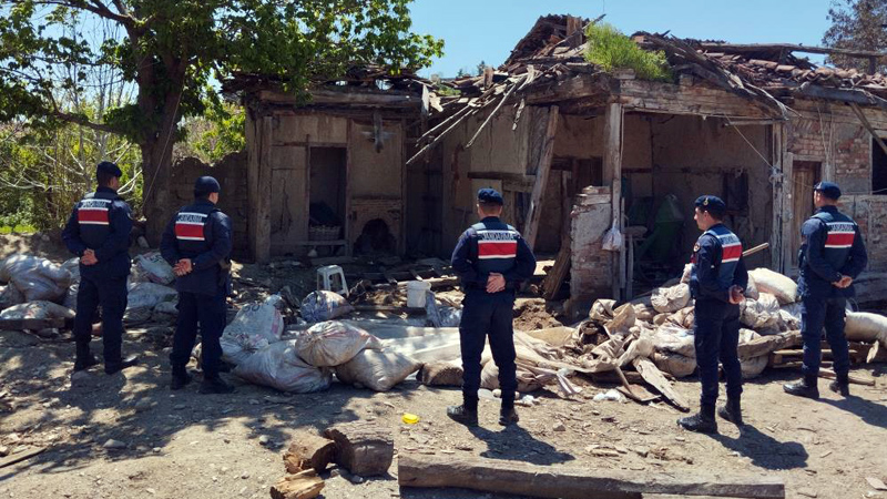 Kaçak kazıda bulundu! Roma dönemine ait olduğu düşünülüyor