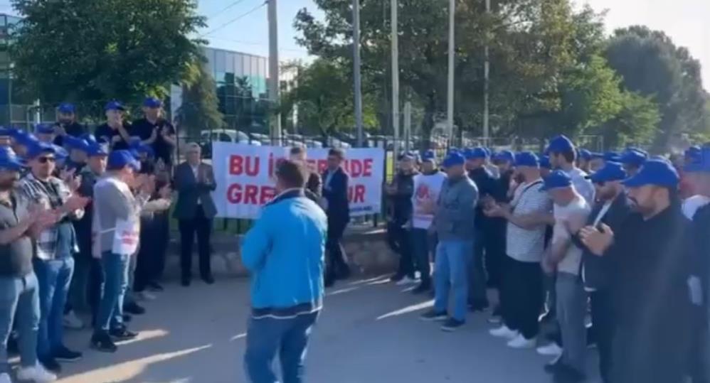 Bursa’daki bu fabrikada üretim durdu; İşçiler greve başladı…