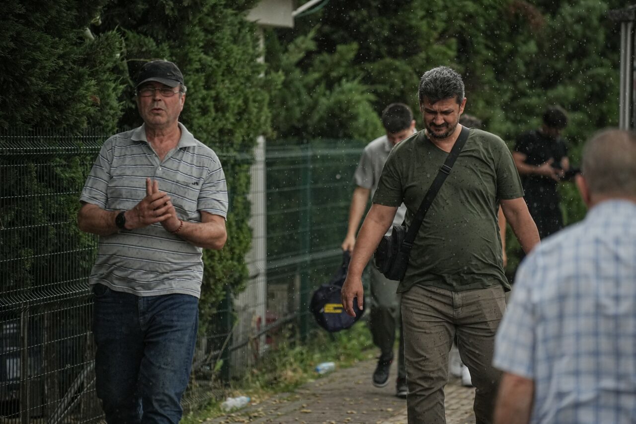 Bursa’da hava bir anda değişti! Yağmur ve lodos bastırdı Bursa’da hava bir anda değişti! Yağmur ve lodos bastırdı
