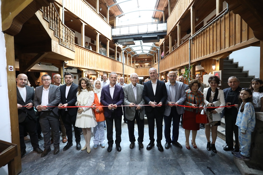 Bursa’nın o ilçesinde 18 Mayıs’a özel kapılarını açtı Bursa’nın o ilçesinde 18 Mayıs’a özel kapılarını açtı