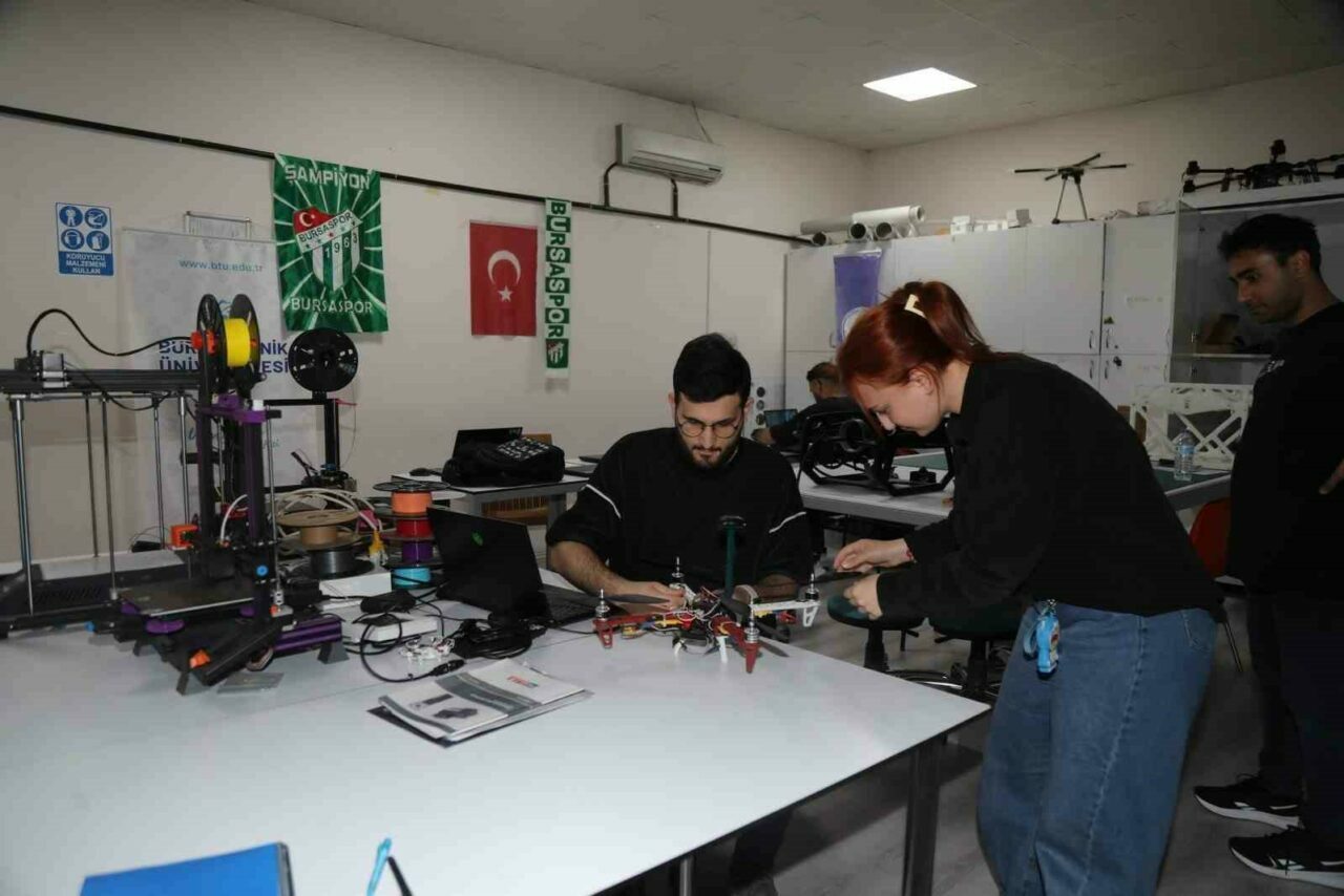 BTÜ’lü gençler TEKNOFEST’e damga vurmaya hazırlanıyor