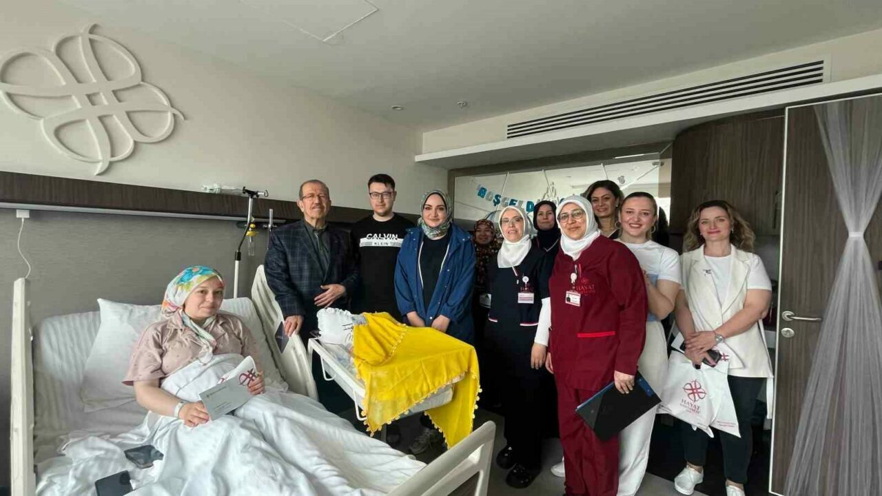 Bursa Hayat Hastanesi’nde Anneler Günü kutlaması