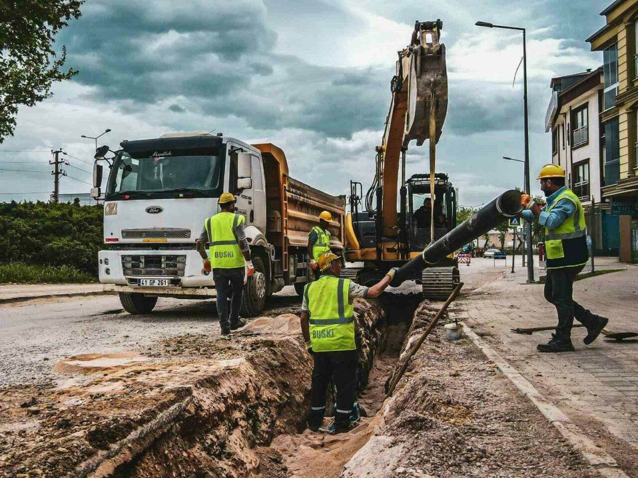Bursa İnegöl sağlıklı altyapıya kavuşuyor Bursa İnegöl sağlıklı altyapıya kavuşuyor