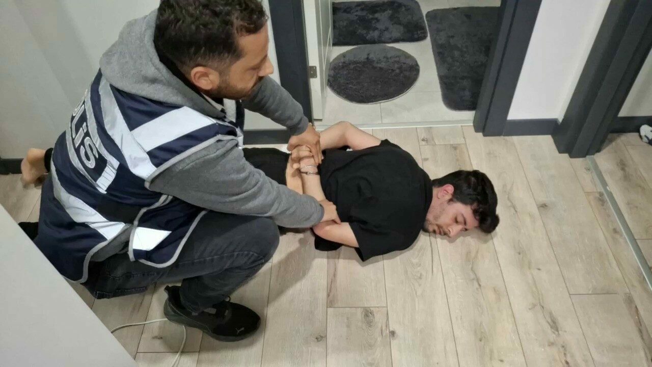 Bursa merkezli 4 ilde dolandırıcılık operasyonu: 18 gözaltı