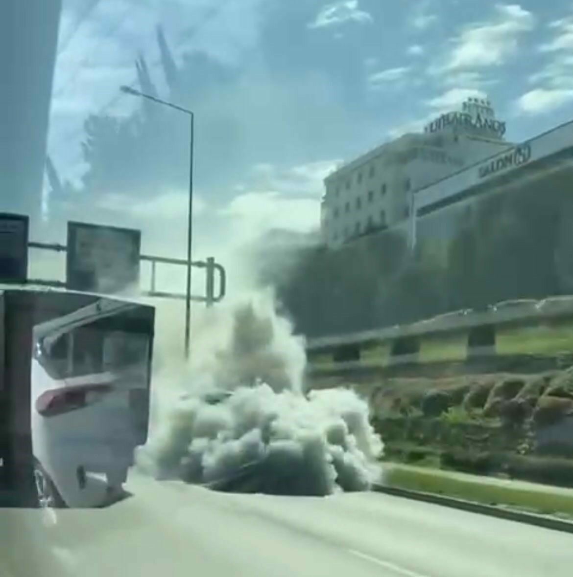 Bursa’da trafiğinde panik anları! Göz gözü görmedi