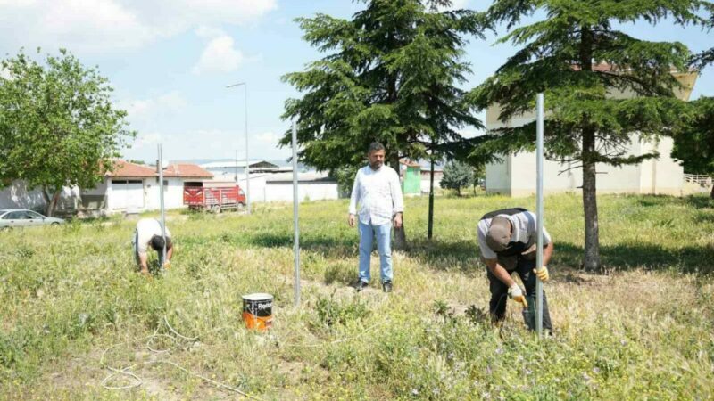 Bursa Yenişehir’de Roman TOKİ’ye güvenlik önlemi Yenişehir Belediye Başkanı Ercan Özel’in talimatıyla, Yenişehir Yeni Mahalle’de bulunan