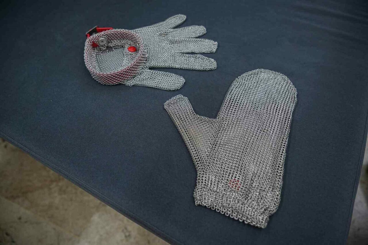 Bursa’da acemi kasaplara çelik çözüm