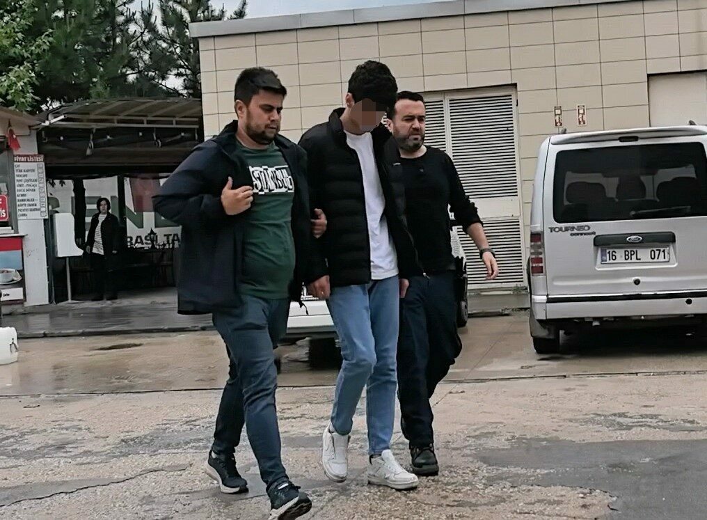 Bursa’da arkadaş şakası kanlı bitti Bursa’da arkadaş şakası kanlı bitti