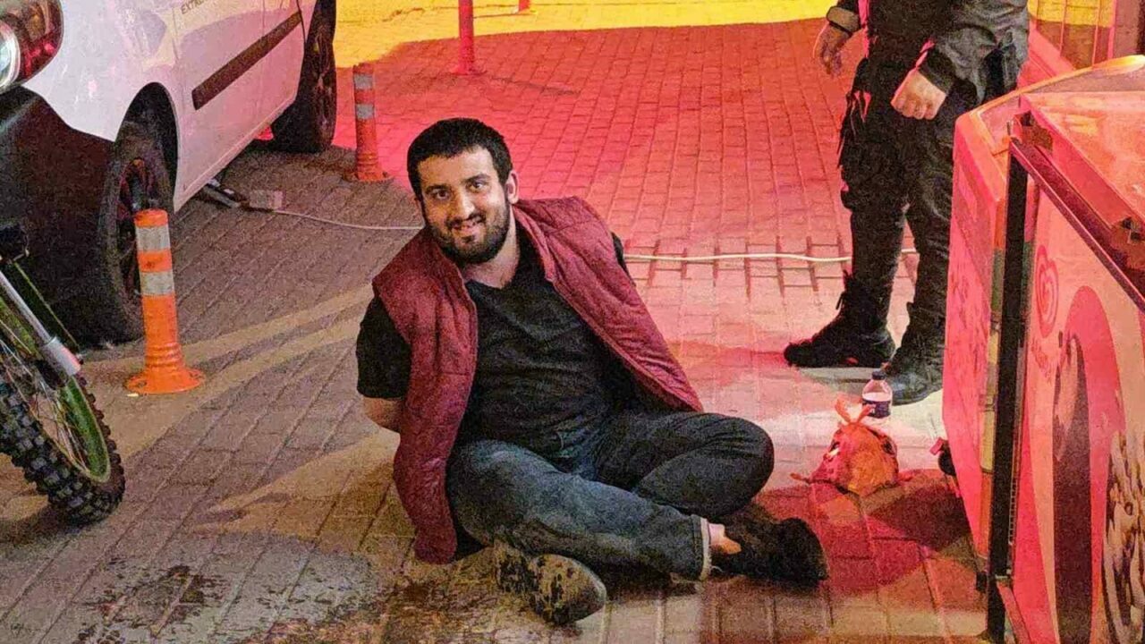 Bursa’da bakkalı kundaklamaya çalıştı Bursa’da bakkalı kundaklamaya çalıştı