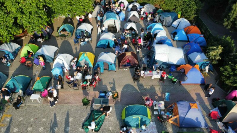 Kampa velileriyle katılan 600 öğrenci için çeşitli bilim etkinlikleri ve