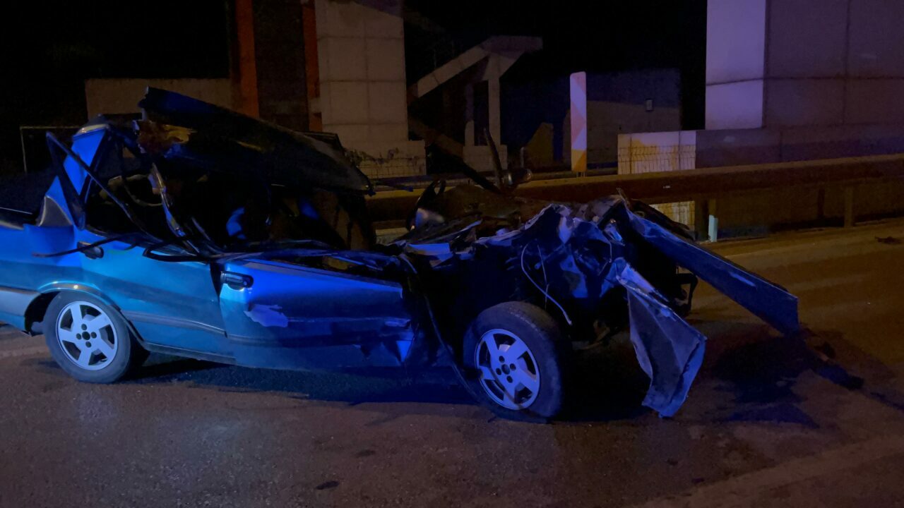 Bursa’da sabaha karşı feci kaza: Sürücü ağır yaralı