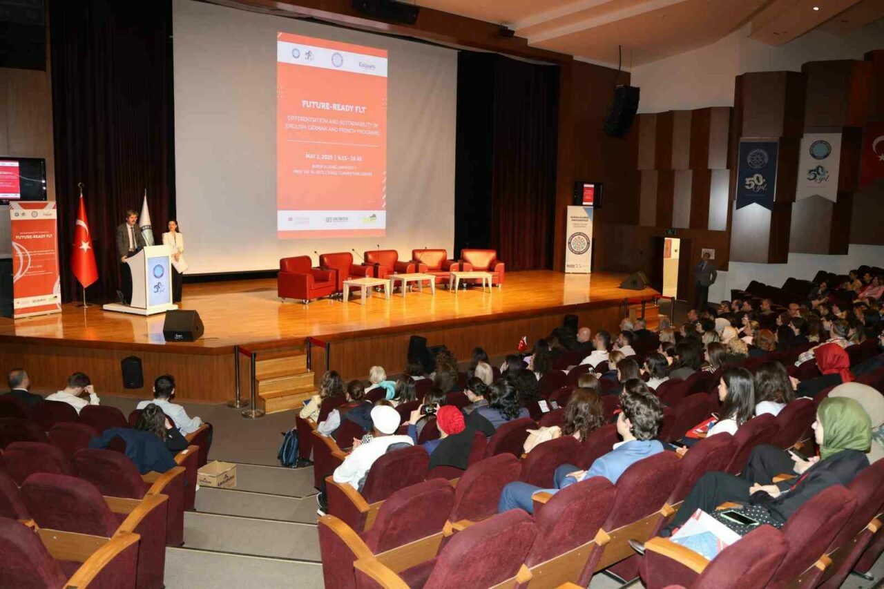 BUÜ’den dil eğitimine teşvik programı