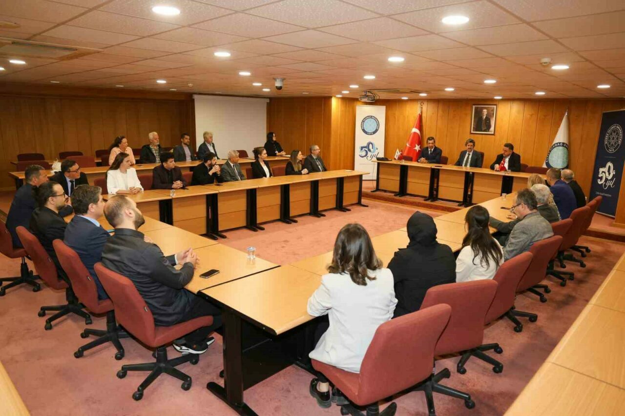 BUÜ’nün meslek yüksekokullarında akreditasyon başarısı