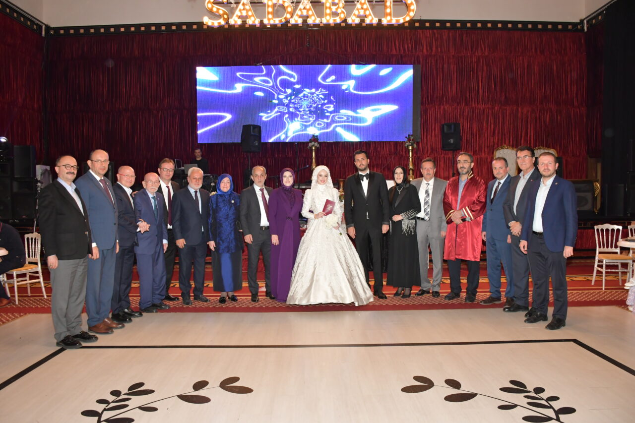 Abuş ve Uçar ailelerinin mutlu günü