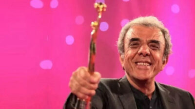 Türk sinemasının efsanesi hayatını kaybetti