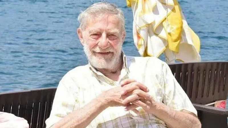 Yeşilçam’ın usta ismi Ahmet Mekin’in (93) kalça kemiği kırıldı. Hastaneye