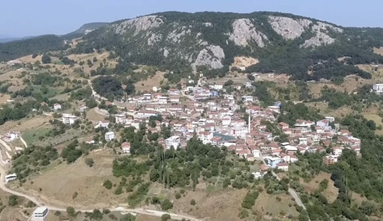 Bursa’nın 25 yıldır hiç göç vermeyen köyü; Mangal kömürünün vatanı…