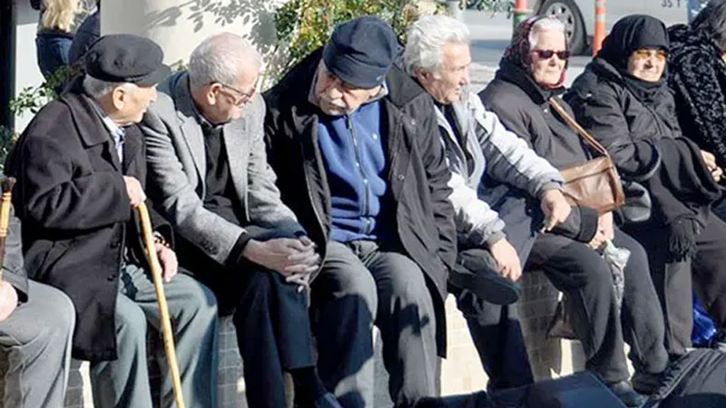 Emekli bayram ikramiyesi belli oldu!