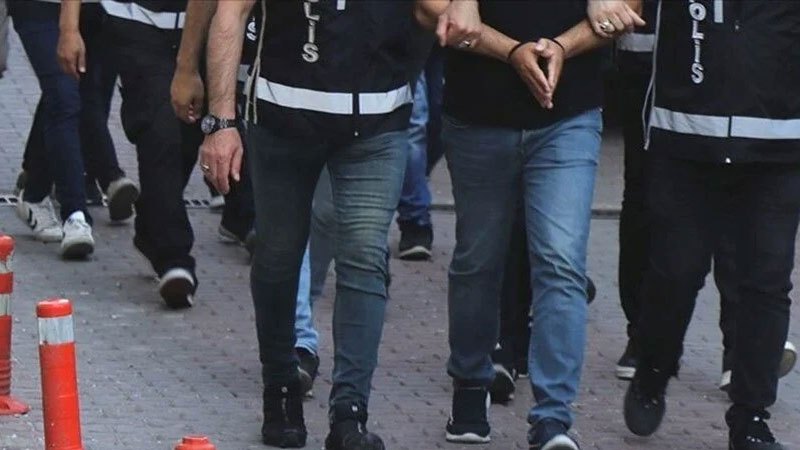 Bursa merkezli dolandırıcılık operasyonu: 44 gözaltı