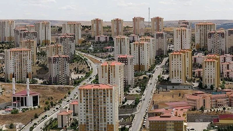 Ev sahibi olmak isteyenler, bu haber size göre: Yarı fiyatına ihaleyle konut satışı