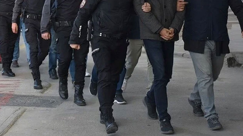 5 ilde FETÖ operasyonu: 10 gözaltı