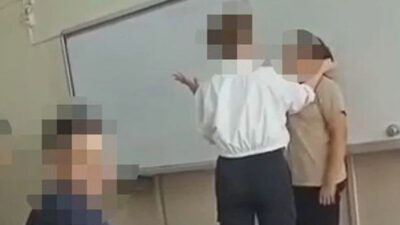 Türkiye bu görüntüleri konuşuyor! Öğretmenden fiziksel ve sözlü şiddet…