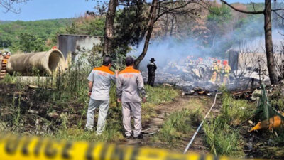 Güney Kore’de donanmaya ait uçak düştü