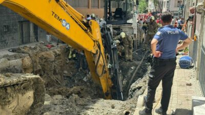 Kanalizasyon çalışması sırasında göçük