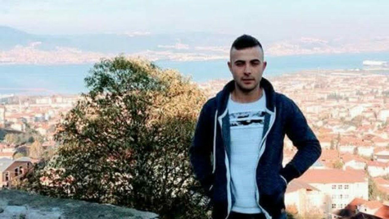 Bursa’da tarlada feci şekilde can vermişti! Son yolculuğuna uğurlandı Bursa’da tarlada feci şekilde can vermişti! Son yolculuğuna uğurlandı