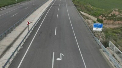 Türkiye’de bir ilk: İşte melodili yol! Belli hızda giden Mozart’ı duyacak…