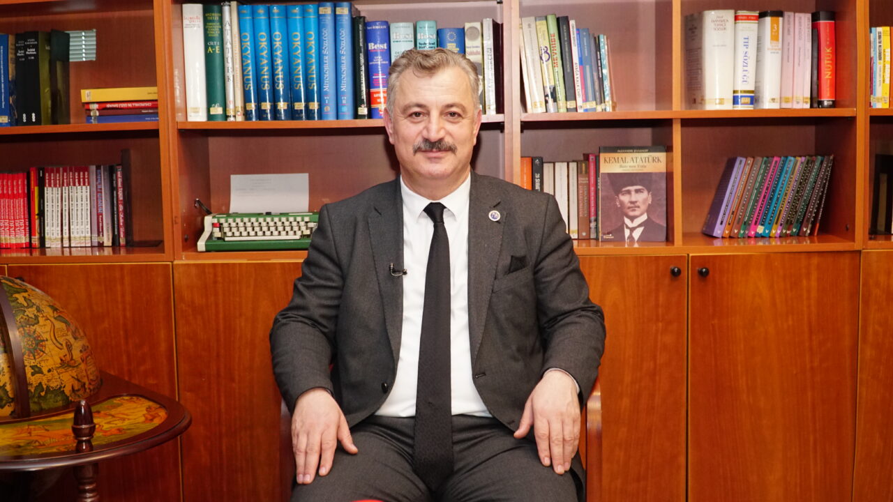 Anahtar Parti Bursa’da oldukça iddialı! İl Başkanı Aslan, oy oranlarını OLAY’a açıkladı