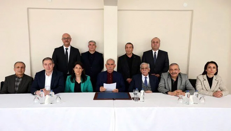 Terör örgütü PKK fesih kararını açıkladı