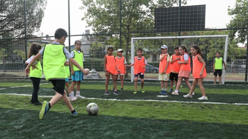 Nilüfer’de yaz spor okullarında kayıtları başladı Nilüfer Belediyesi ve Nilüfer Belediyespor Kulübü işbirliğiyle düzenlenen yaz spor