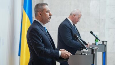Bakan Fidan’dan Kiev’de flaş açıklama: Liderler İstanbul’da bir araya gelebilir