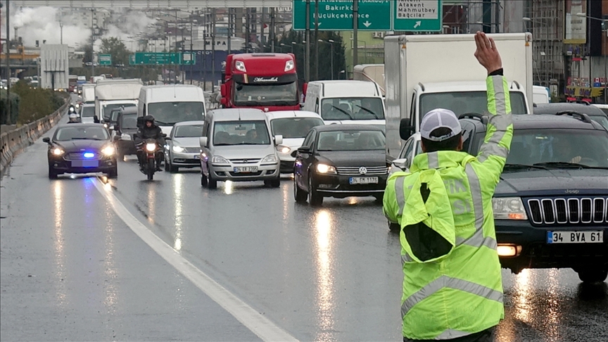 ‘İzinsiz çakar’a geçit yok