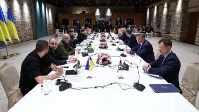 Rus heyeti barış müzakereleri için İstanbul’a geliyor