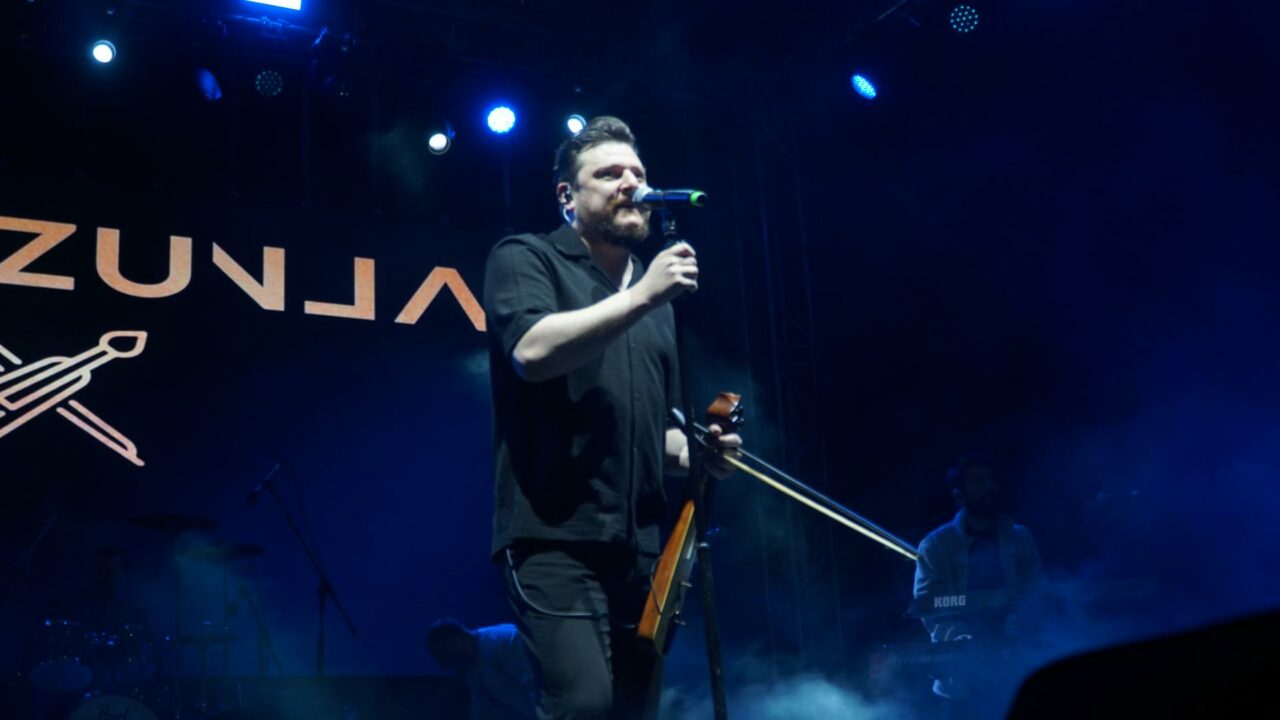 Ekin Uzunlar Nilüfer’i coşturdu