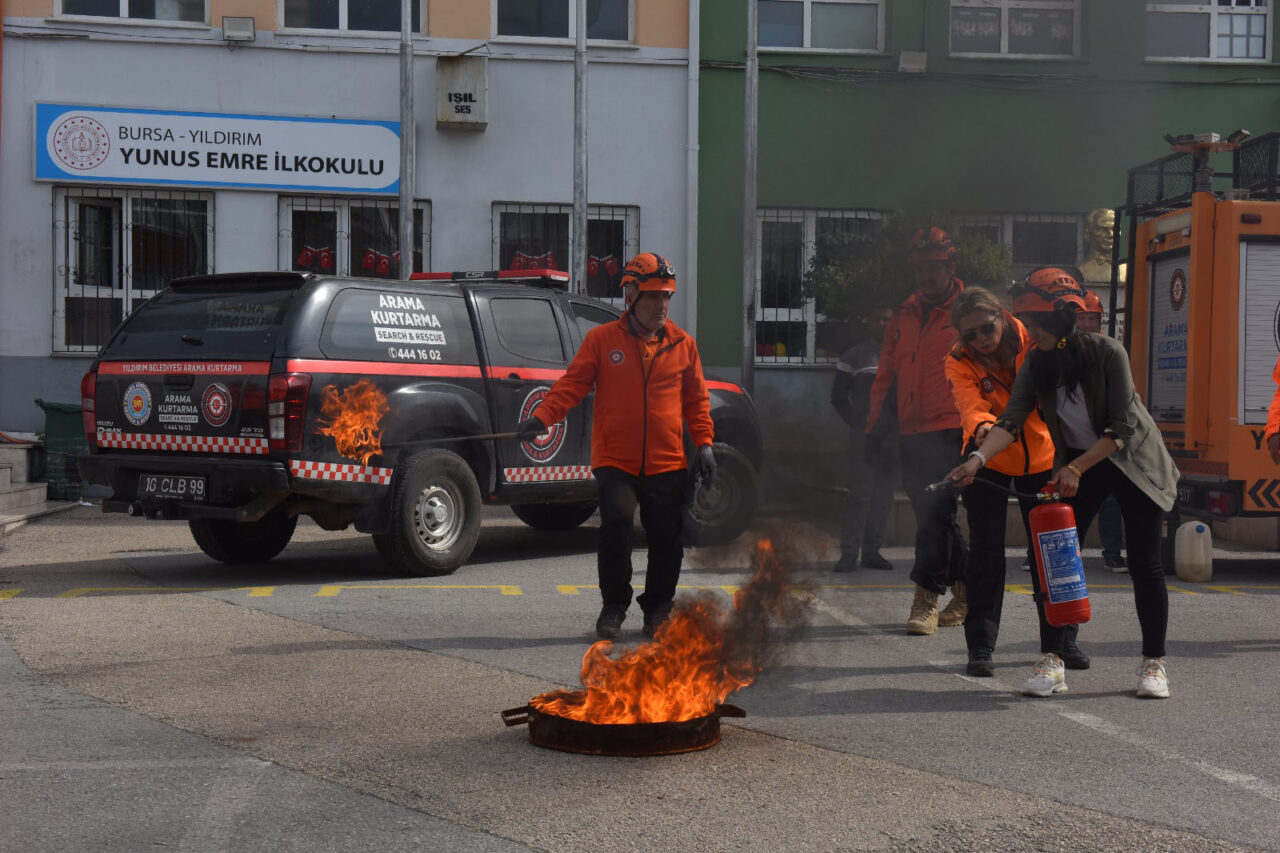 Bursa’da 6 bin öğrenciye afet eğitimi