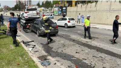 Zincirleme kaza: 6 araç birbirine girdi