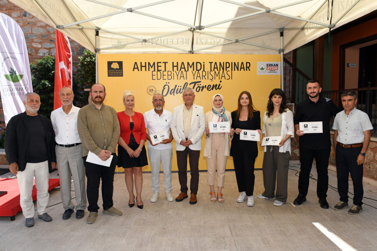 Ahmet Hamdi Tanpınar Edebiyat Yarışması’nın kazananları belli oldu Ahmet Hamdi Tanpınar Edebiyat Yarışması’nın kazananları belli oldu