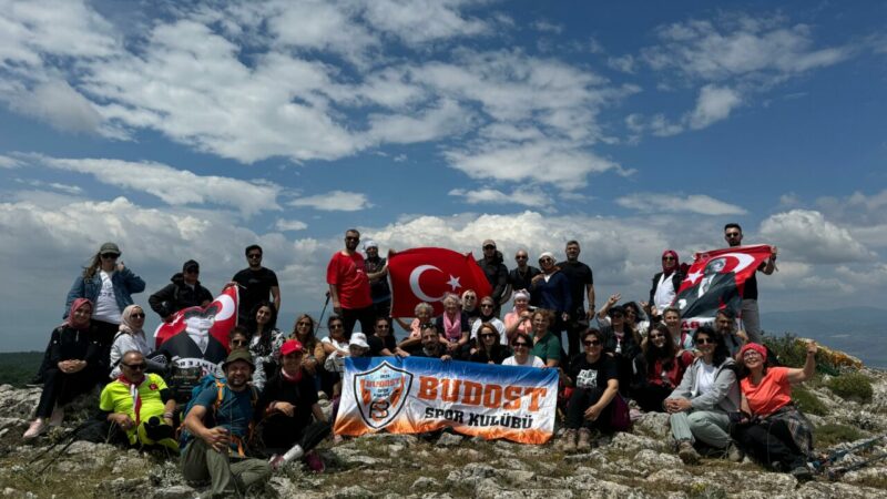 Bursa’nın Aydoğdu Mahallesi’nde Hıdırellez coşkusu Yenişehir'in köklü geleneklerinden biri olan Hıdırellez Şenliği, bu yıl da