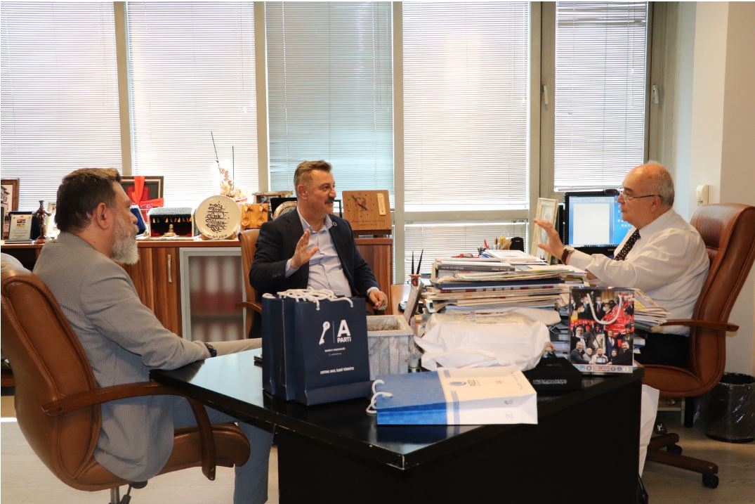 Anahtar Parti Bursa İl Başkanı Aslan; ‘Biz son kaleyiz, ama son umut olmayacağız’