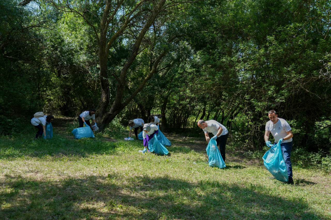 Almira Hotel’den çevreye duyarlı adım: Geleneği bu yıl da sürdürdü Almira Hotel’den çevreye duyarlı adım: Geleneği bu yıl da sürdürdü