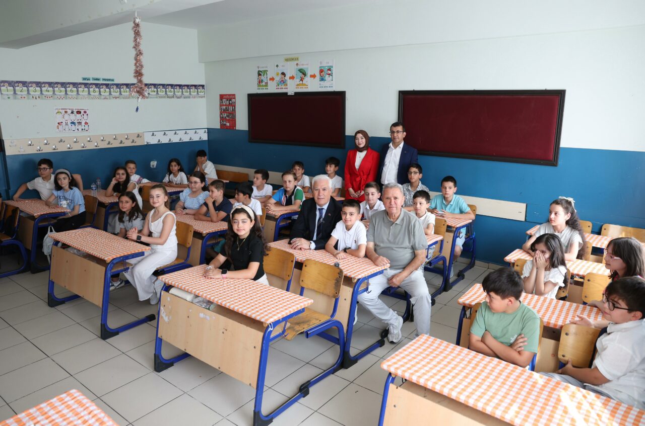 Bursa’da karne heyecanı! Başkan Bozbey sevince ortak oldu