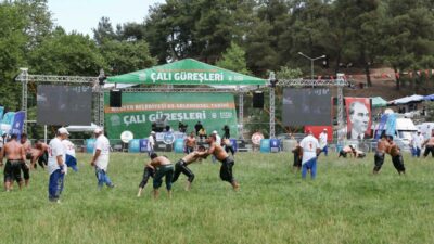 Bursa’da 63. Tarihi Çalı Yağlı Güreşleri heyecanı