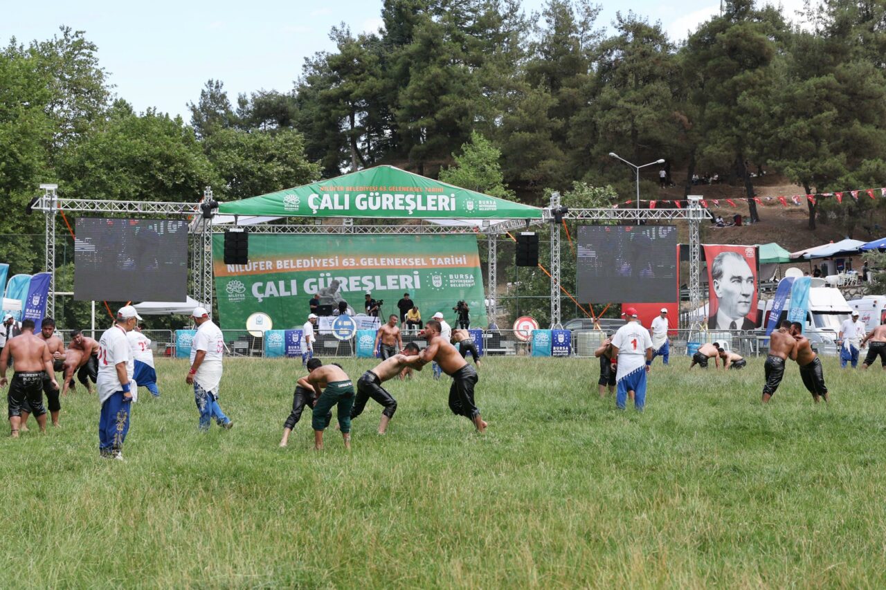 Bursa’da 63. Tarihi Çalı Yağlı Güreşleri heyecanı Bursa’da 63. Tarihi Çalı Yağlı Güreşleri heyecanı