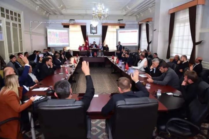 Bursa’nın bu ilçesinde ‘devlet yatırımına hayır’ krizi! Bursa’nın bu ilçesinde ‘devlet yatırımına hayır’ krizi!