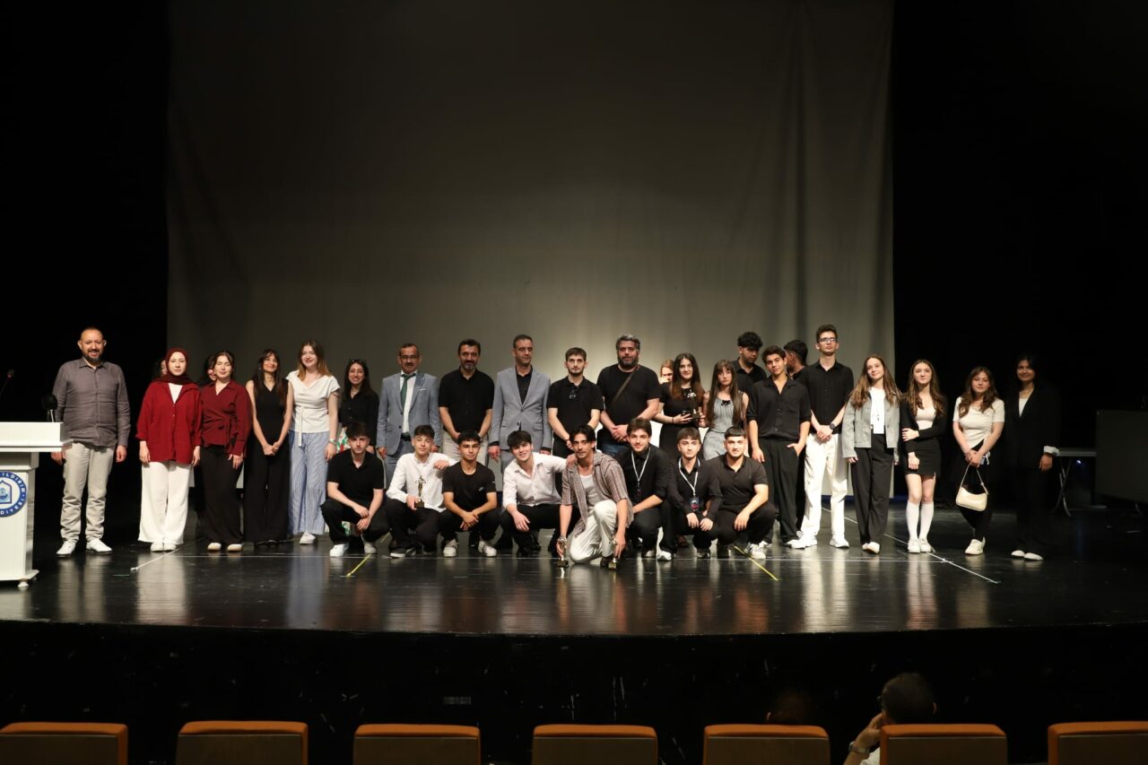 Yıldırım Ticaret Mesleki ve Teknik Anadolu Lisesi’nin kısa film ödülleri sahiplerini buldu