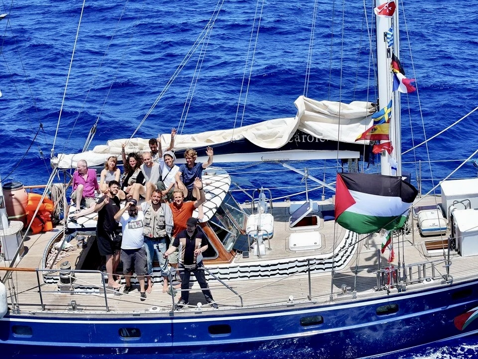 İsrail’den Madleen’e baskın: 2’si Türk 12 aktivist gözaltında İsrail’den Madleen’e baskın: 2’si Türk 12 aktivist gözaltında